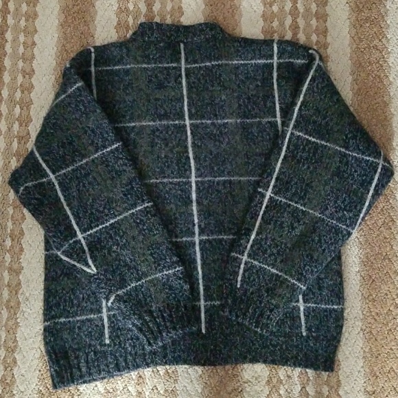 Eddie Bauer Sweater - Picture 2 of 2